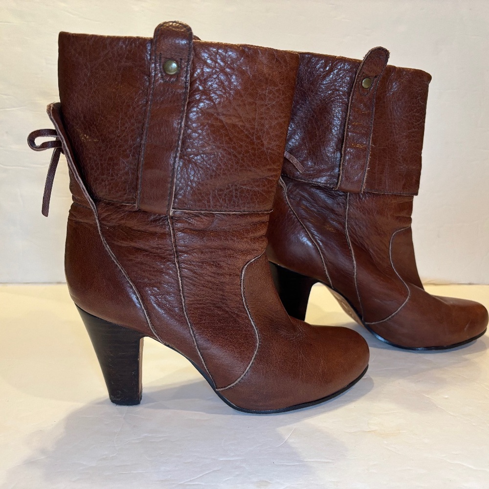Dolce Vita Weber Bow Back Soft Leather Boots in Brown Size 7 DV by Dolce Vita